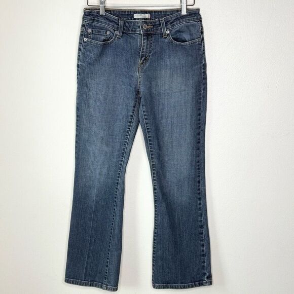 Levi’s 515 Vintage Medium Wash Bootcut Jeans - Women’s US 8 - Picture 1 of 9